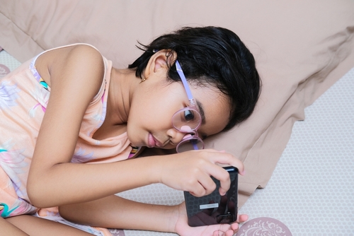 kacamata anti radiasi