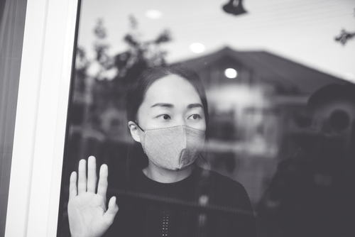 pasien covid-19 mengalami gangguan mental